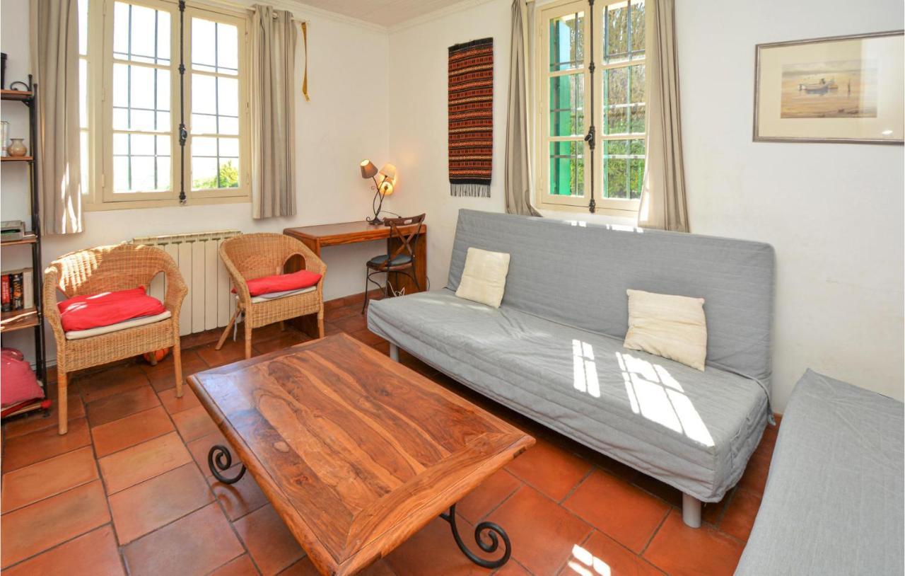 Cozy Home In Sete With Outdoor Swimming Pool Екстериор снимка